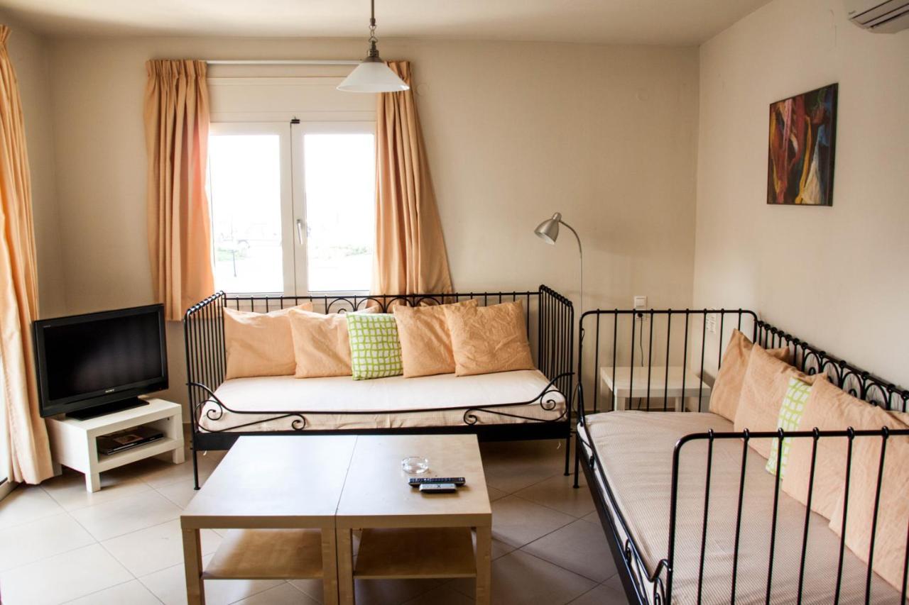Argo Apartments Rethymno Bagian luar foto